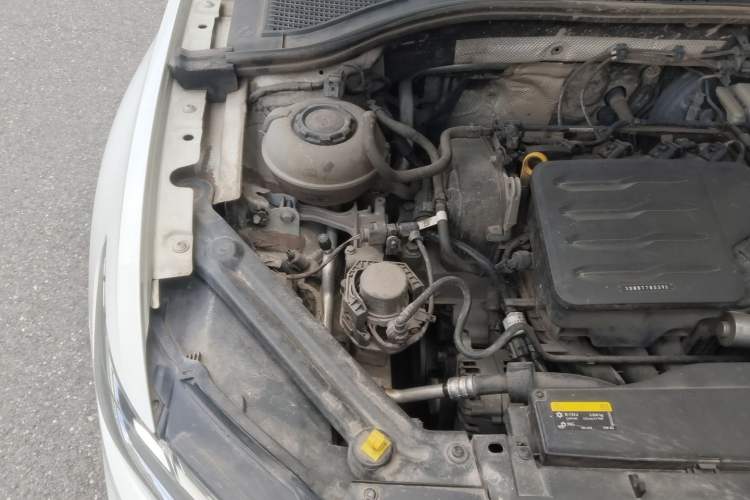 Used Volkswagen Bora 2021 1.5L Automatic Fashionable Smart Connectivity Version Engine Bay Right