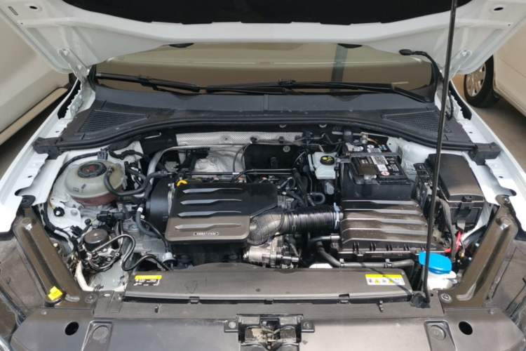 Used Volkswagen Bora 2021 1.5L Automatic Fashionable Smart Connectivity Version Engine Bay