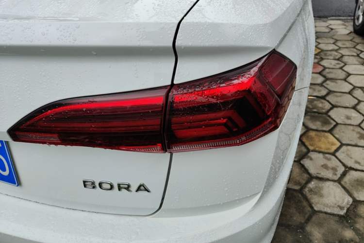 Used Volkswagen Bora 2021 1.5L Automatic Elite Smart Connect Edition Exterior 1
