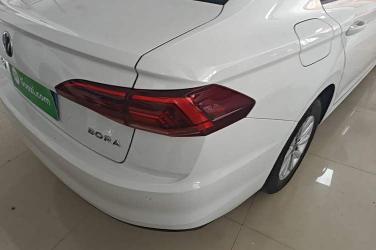 Used Volkswagen Bora 2021 1.5L Automatic Fashionable Smart Connectivity Version Exterior 3