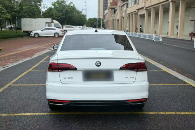 Used Volkswagen Bora 2021 1.5L Automatic Comfort Smart Connect Edition Exterior 3