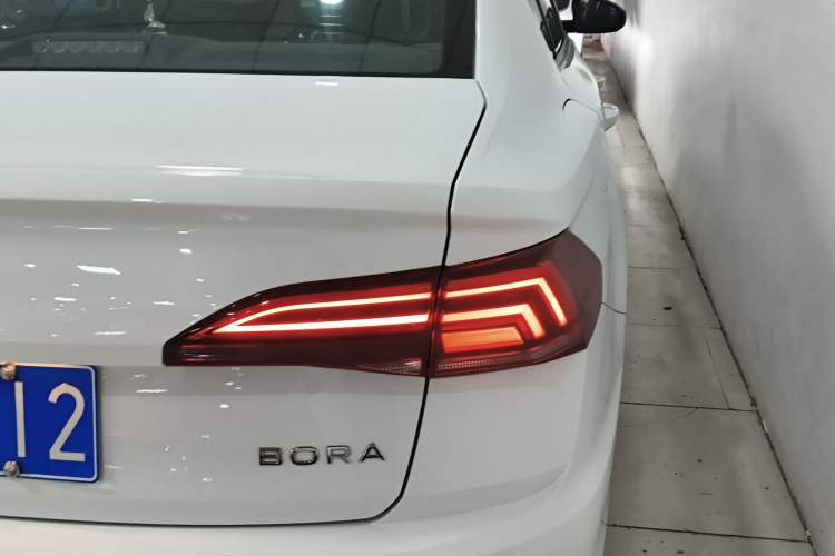 Used Volkswagen Bora 2021 1.5L Automatic Fashionable Smart Connectivity Version Exterior 3