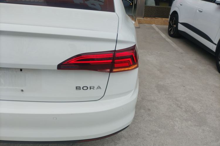 Used Volkswagen Bora 2021 1.5L Automatic Fashionable Smart Connectivity Version Exterior 3
