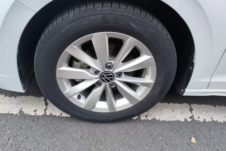 Used Volkswagen Bora 2021 1.5L Automatic Comfort Smart Connect Edition Exterior 4