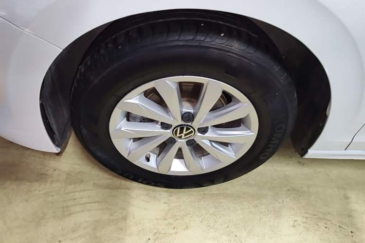 Used Volkswagen Bora 2021 1.5L Automatic Fashionable Smart Connectivity Version Exterior 4