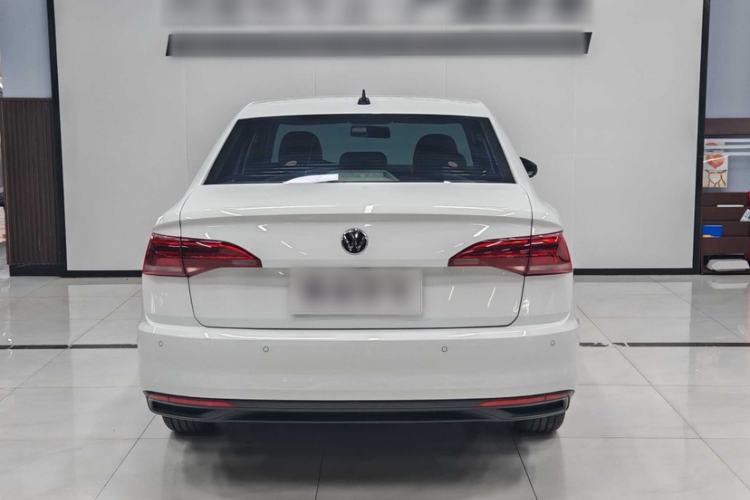 Used Volkswagen Bora 2021 1.5L Automatic Fashionable Smart Connectivity Version Exterior 4