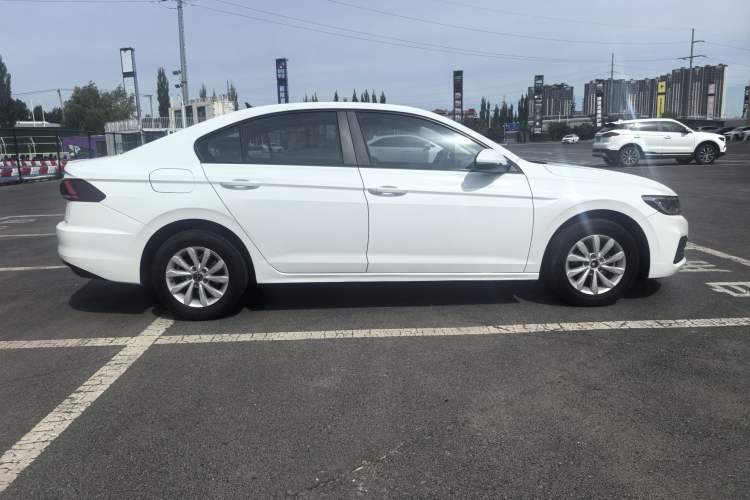 Used Volkswagen Bora 2021 1.5L Automatic Fashionable Smart Connectivity Version Exterior 4