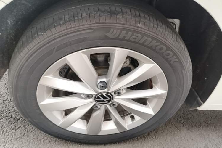 Used Volkswagen Bora 2021 1.5L Automatic Comfort Smart Connect Edition Exterior 5
