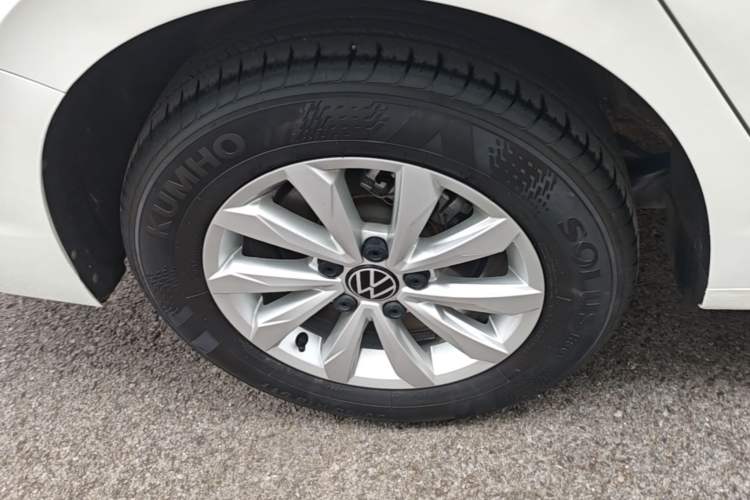 Used Volkswagen Bora 2021 1.5L Automatic Fashionable Smart Connectivity Version Exterior 5