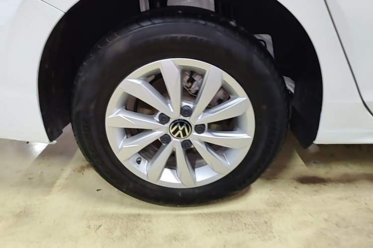 Used Volkswagen Bora 2021 1.5L Automatic Fashionable Smart Connectivity Version Exterior 5