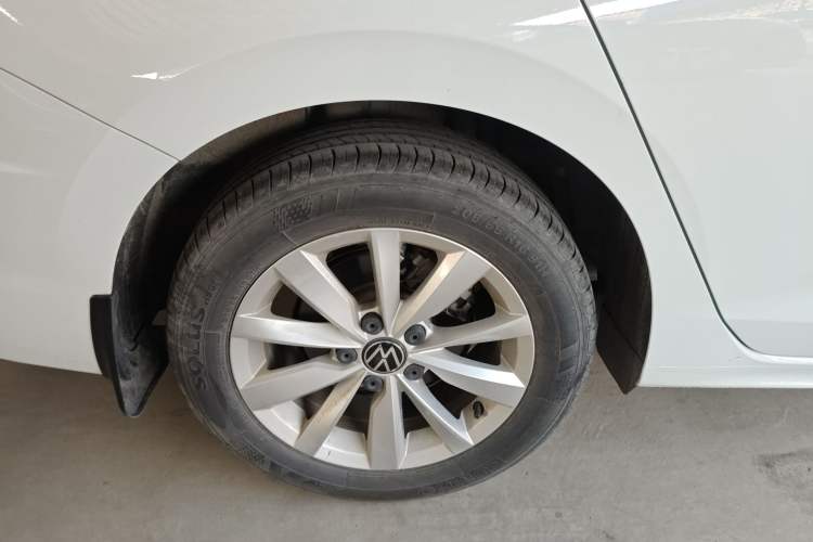 Used Volkswagen Bora 2021 1.5L Automatic Elite Smart Connect Edition Exterior 5