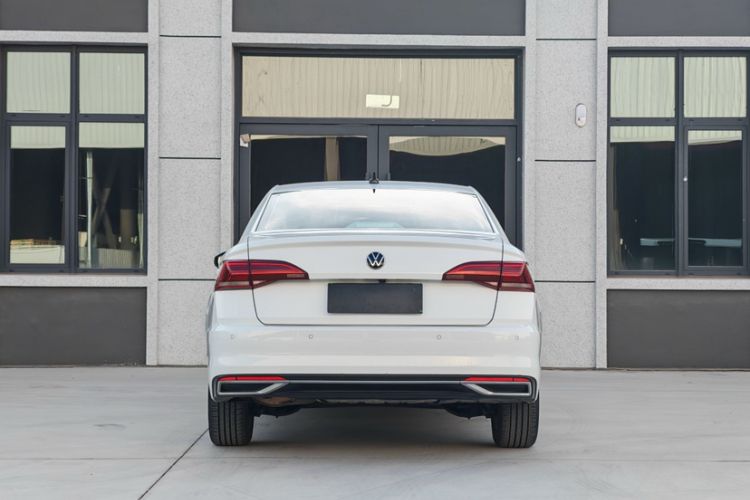 Used Volkswagen Bora 2021 1.5L Automatic Comfort Smart Connect Edition Exterior 5