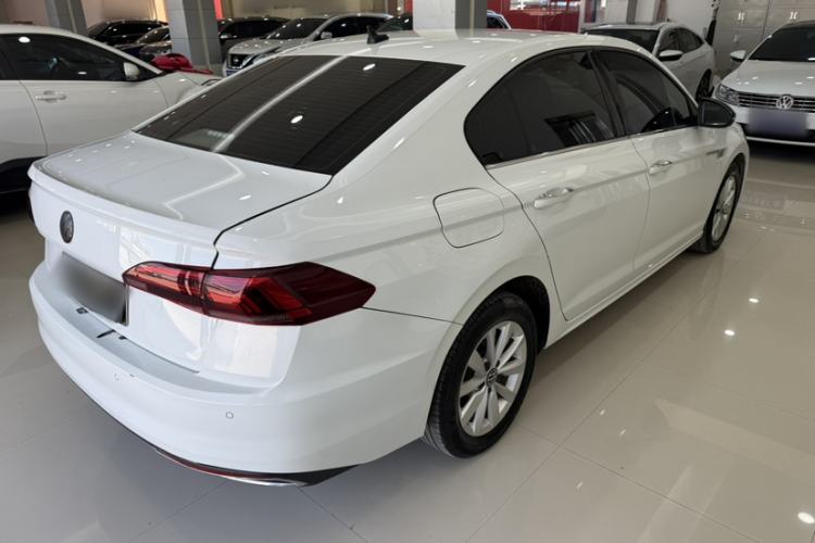 Used Volkswagen Bora 2021 1.5L Automatic Comfort Smart Connect Edition Exterior 5