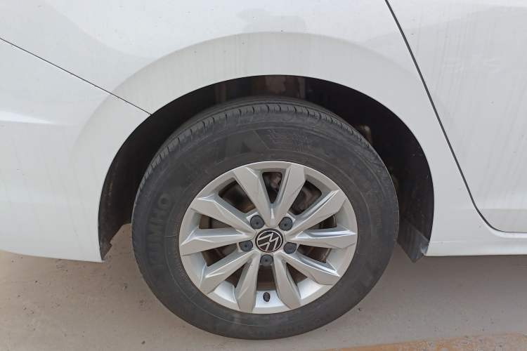 Used Volkswagen Bora 2021 1.5L Automatic Fashionable Smart Connectivity Version Exterior 5