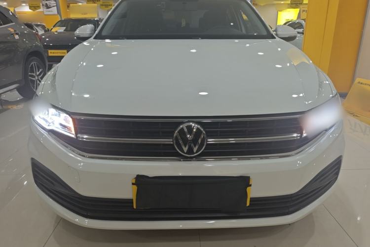 Used Volkswagen Bora 2021 1.5L Automatic Fashionable Smart Connectivity Version Front