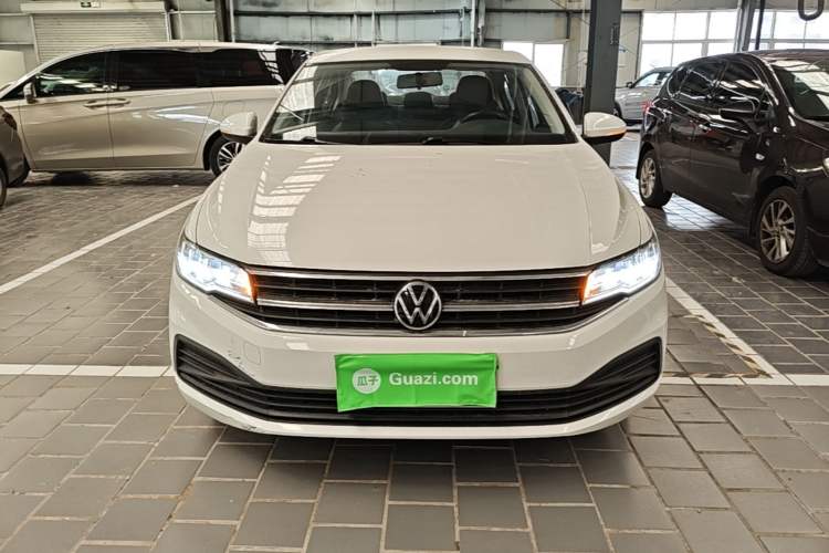 Used Volkswagen Bora 2021 1.5L Automatic Fashionable Smart Connectivity Version Front