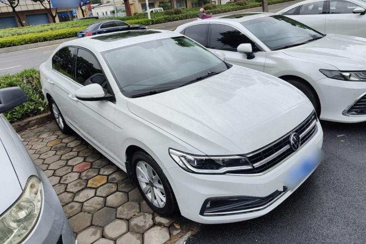 Used Volkswagen Bora 2021 1.5L Automatic Elite Smart Connect Edition Front Right 45 Deg