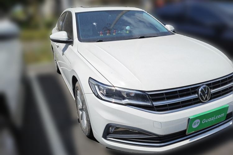 Used Volkswagen Bora 2021 1.5L Automatic Comfort Smart Connect Edition Front Right 45 Deg