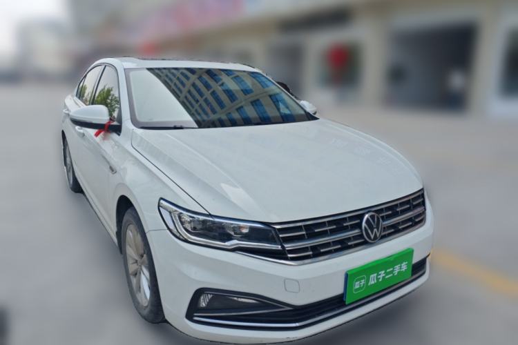 Used Volkswagen Bora 2021 1.5L Automatic Comfort Smart Connect Edition Front Right 45 Deg