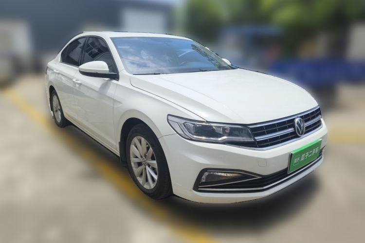 Used Volkswagen Bora 2021 1.5L Automatic Comfort Smart Connect Edition Front Right 45 Deg