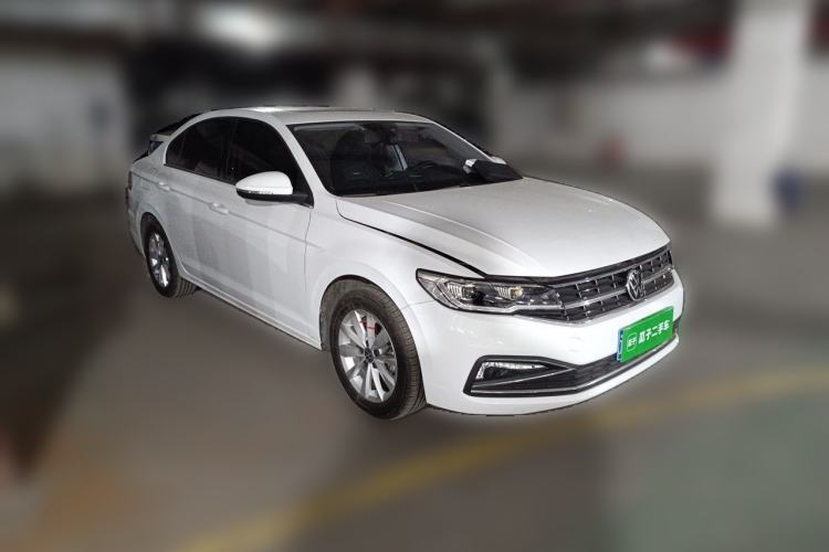 Used Volkswagen Bora 2021 1.5L Automatic Comfort Smart Connect Edition Front Right 45 Deg