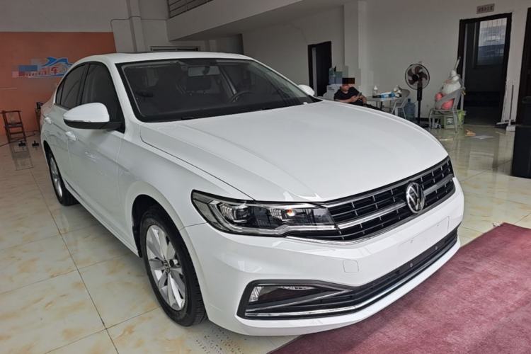 Used Volkswagen Bora 2021 1.5L Automatic Comfort Smart Connect Edition Front Right 45 Deg