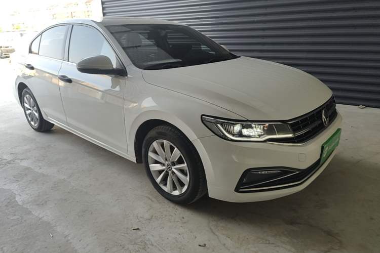 Used Volkswagen Bora 2021 1.5L Automatic Elite Smart Connect Edition Front Right 45 Deg