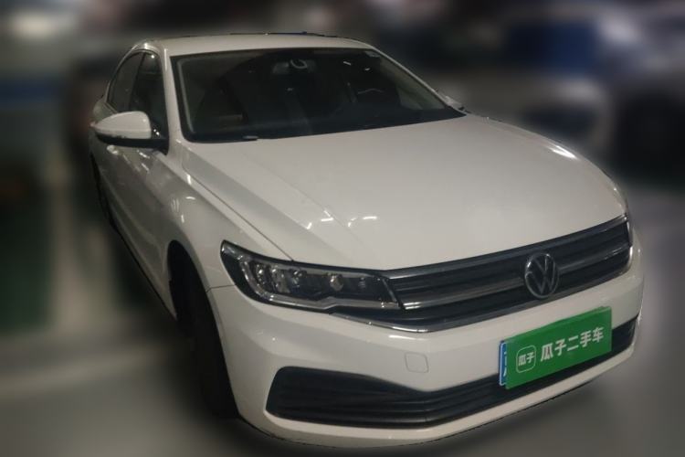 Used Volkswagen Bora 2021 1.5L Automatic Fashionable Smart Connectivity Version Front Right 45 Deg
