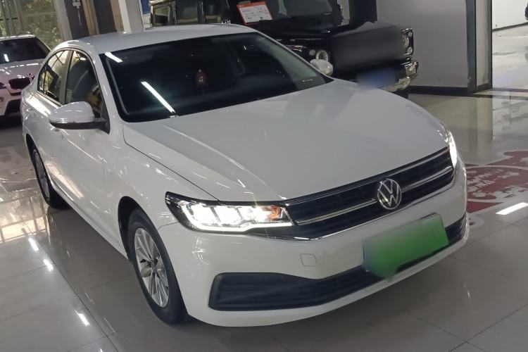 Used Volkswagen Bora 2021 1.5L Automatic Fashionable Smart Connectivity Version Front Right 45 Deg