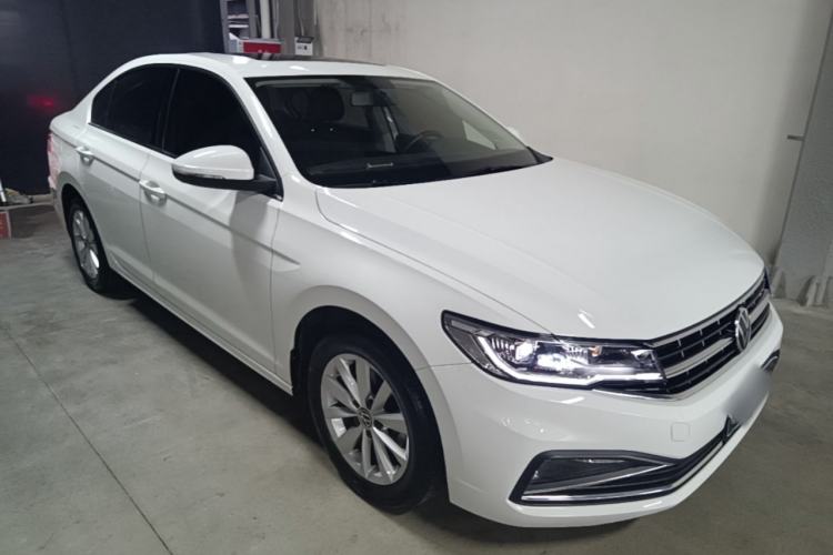 Used Volkswagen Bora 2021 1.5L Automatic Comfort Smart Connect Edition Front Right 45 Deg