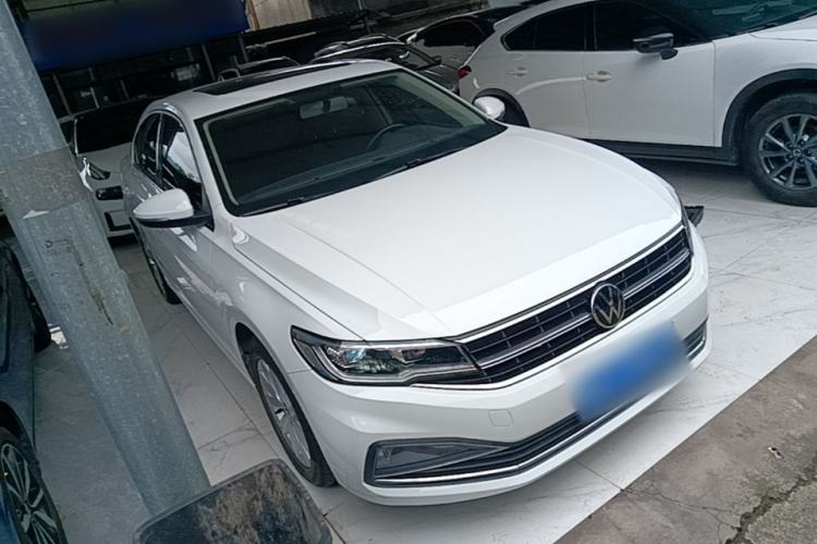 Used Volkswagen Bora 2021 1.5L Automatic Comfort Smart Connect Edition Front Right 45 Deg