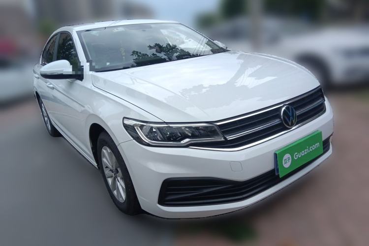 Used Volkswagen Bora 2021 1.5L Automatic Fashionable Smart Connectivity Version Front Right 45 Deg