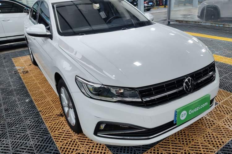 Used Volkswagen Bora 2021 1.5L Automatic Elite Smart Connect Edition Front Right 45 Deg