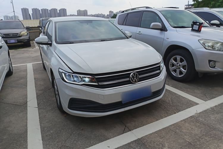 Used Volkswagen Bora 2021 1.5L Automatic Fashionable Smart Connectivity Version Front Right 45 Deg