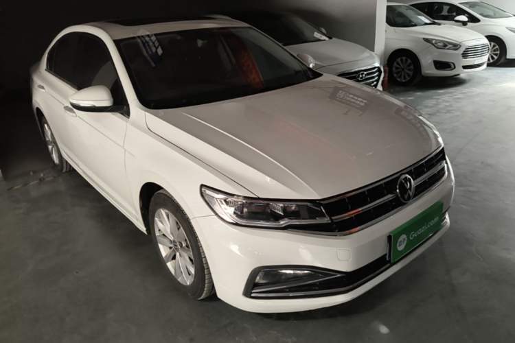 Used Volkswagen Bora 2021 280TSI DSG Elite Smart Connectivity Version Front Right 45 Deg