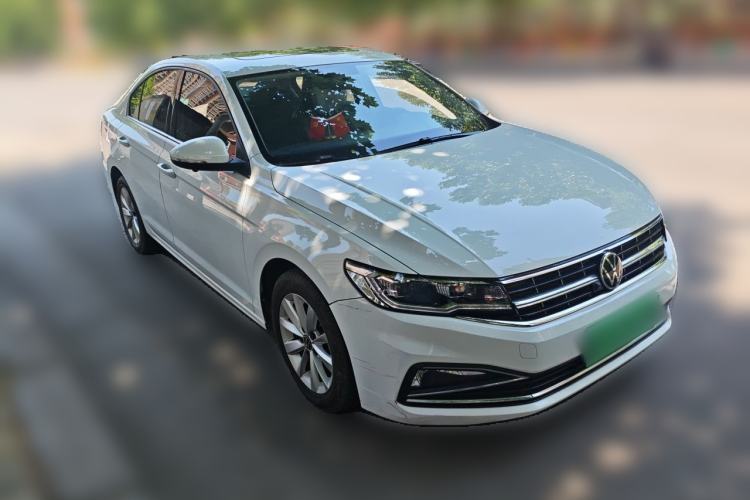 Used Volkswagen Bora 2021 1.5L Automatic Comfort Smart Connect Edition Front Right 45 Deg