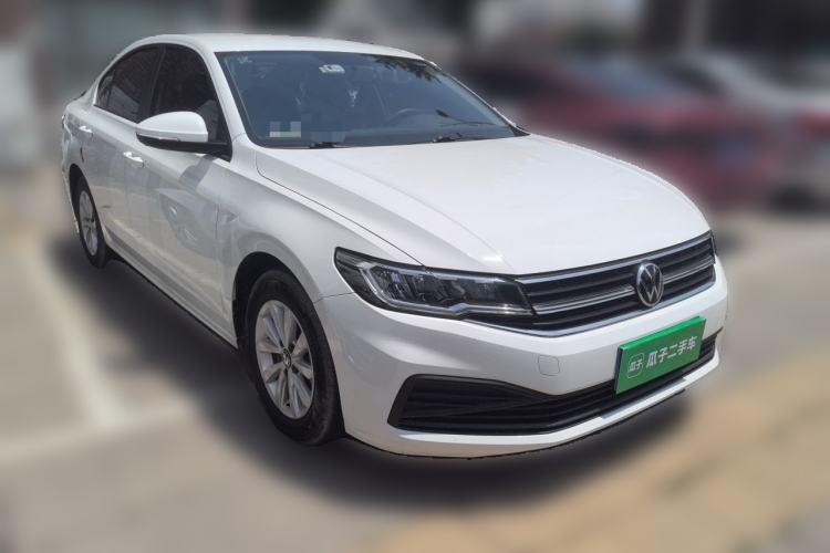Used Volkswagen Bora 2021 1.5L Automatic Fashionable Smart Connectivity Version Front Right 45 Deg