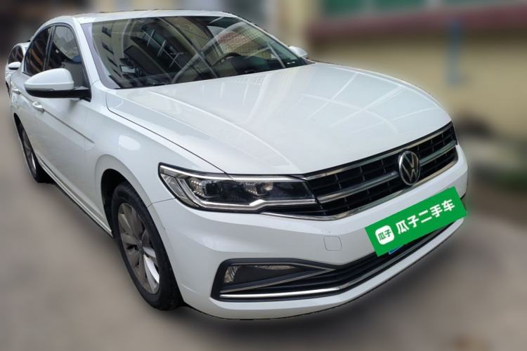 Used Volkswagen Bora 2021 1.5L Automatic Comfort Smart Connect Edition Front Right 45 Deg