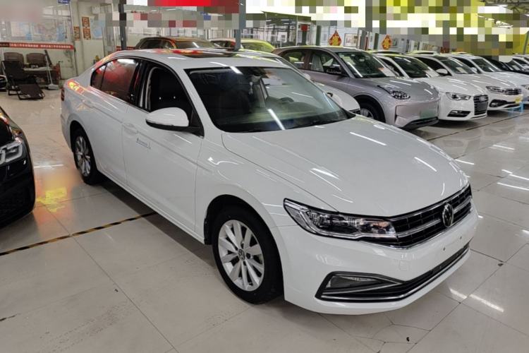 Used Volkswagen Bora 2021 1.5L Automatic Elite Smart Connect Edition Front Right 45 Deg