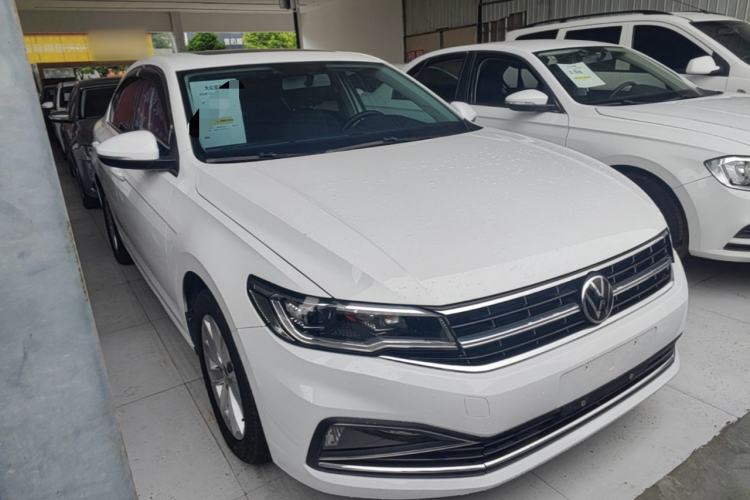 Used Volkswagen Bora 2021 1.5L Automatic Comfort Smart Connect Edition Front Right 45 Deg