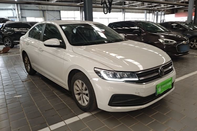 Used Volkswagen Bora 2021 1.5L Automatic Fashionable Smart Connectivity Version Front Right 45 Deg
