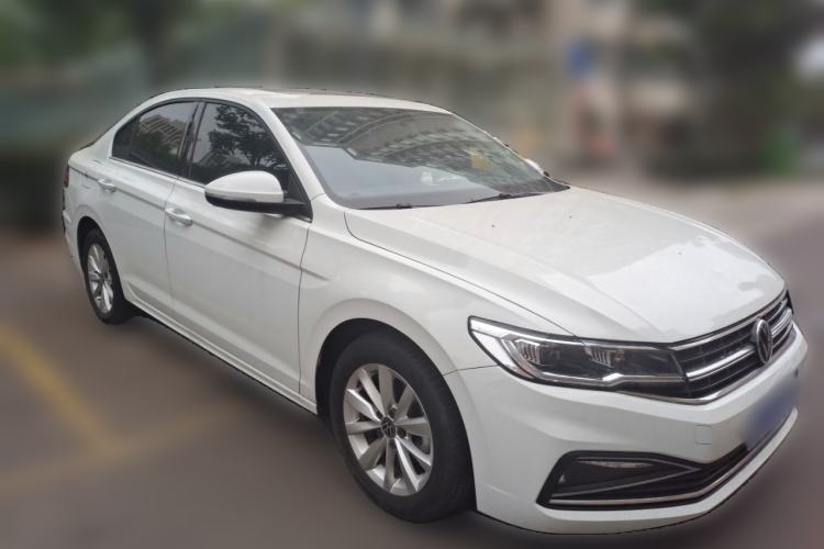 Used Volkswagen Bora 2021 1.5L Automatic Fashionable Smart Connectivity Version Front Right 45 Deg