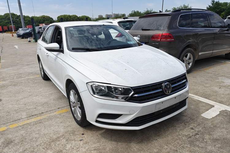 Used Volkswagen Bora 2021 1.5L Automatic Fashionable Smart Connectivity Version Front Right 45 Deg