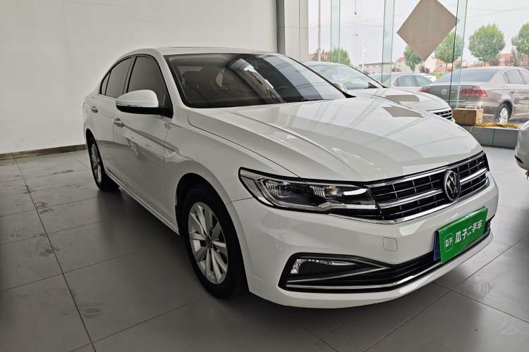 Used Volkswagen Bora 2021 1.5L Automatic Comfort Smart Connect Edition Front Right 45 Deg