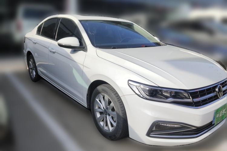 Used Volkswagen Bora 2021 1.5L Automatic Comfort Smart Connect Edition Front Right 45 Deg