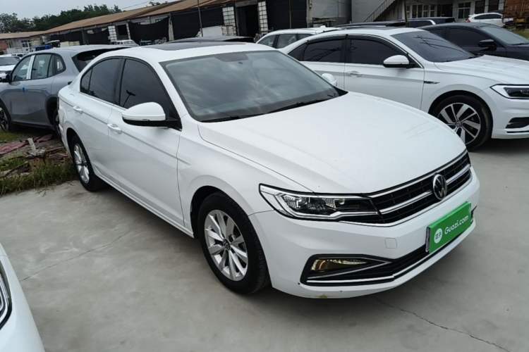 Used Volkswagen Bora 2021 1.5L Automatic Comfort Smart Connect Edition Front Right 45 Deg