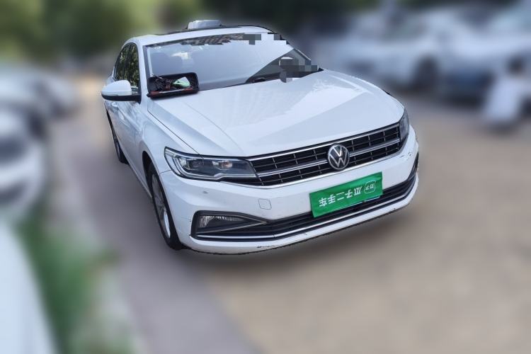 Used Volkswagen Bora 2021 1.5L Automatic Comfort Smart Connect Edition Front Right 45 Deg