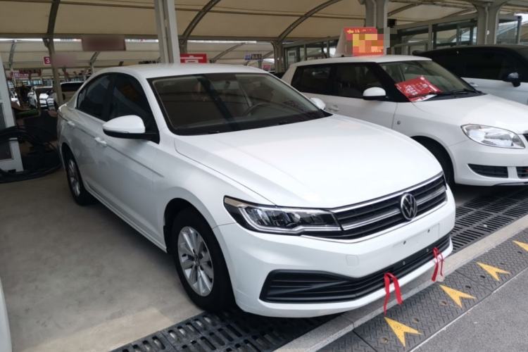 Used Volkswagen Bora 2021 1.5L Automatic Fashionable Smart Connectivity Version Front Right 45 Deg