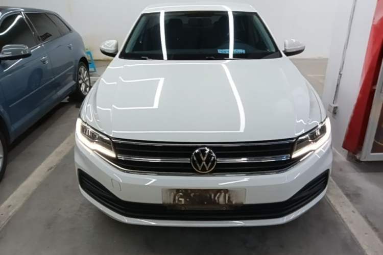 Used Volkswagen Bora 2021 1.5L Automatic Fashionable Smart Connectivity Version Front
