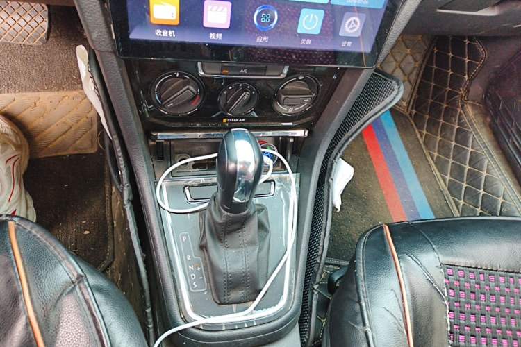 Used Volkswagen Bora 2021 1.5L Automatic Fashionable Smart Connectivity Version Gear Lever